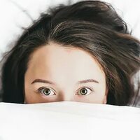 Сон для больного: как подобрать правильную позу?