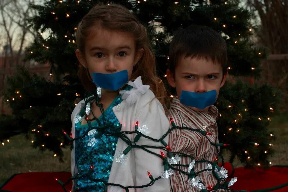 Скотч на рот. Bad baby sticky tape. Duct tape challenge kids children challenge. Эбигейл бреслин с заклеенным ртом. Girl tape up.