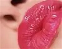Форма половых губ у женщин персик. Женские губы. Губки женские. Губы девушки. Чувственные губы.