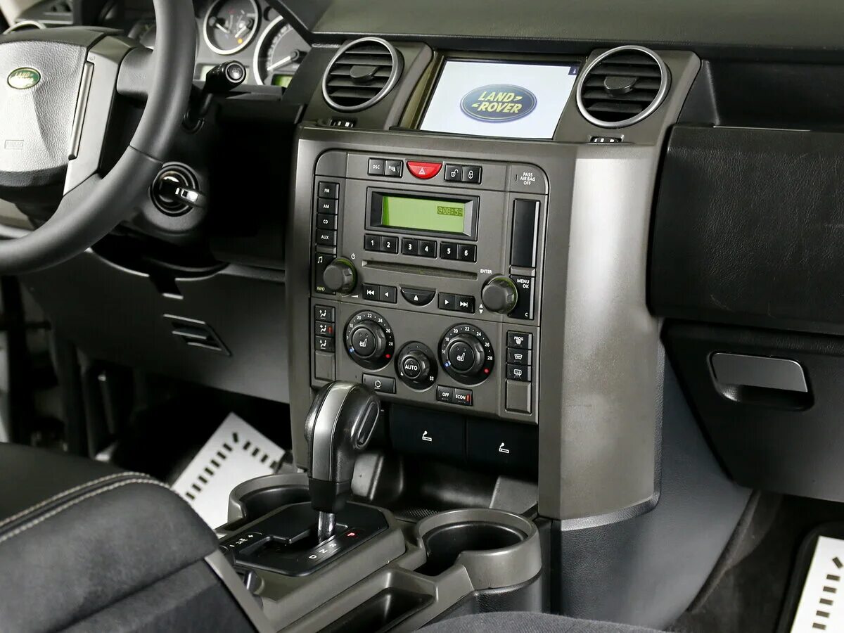 Управление дискавери 3. Land rover discovery 3 внутри. планшет в дискавери 3. tm модуль в дискавери 4. назначение кнопок ленд ровер дискавери 3.