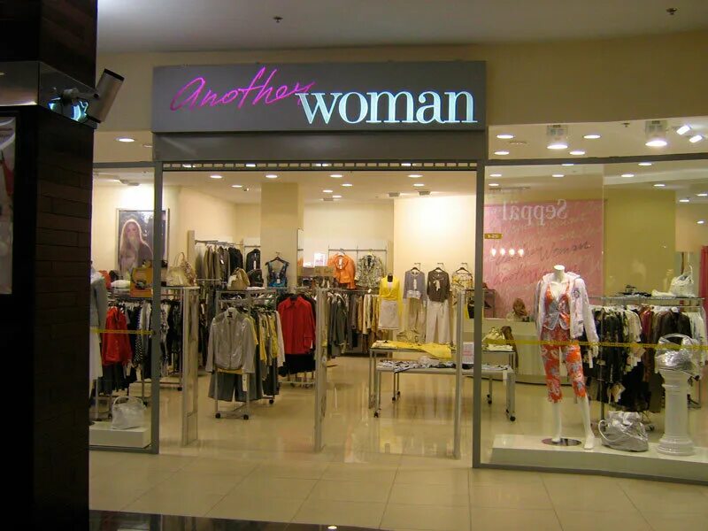 Costa lifestyle shop. Магазины в тайланде электроники. Another магазин. Самара магазин разные вещи. Тк континент санкт-петербург стачек.