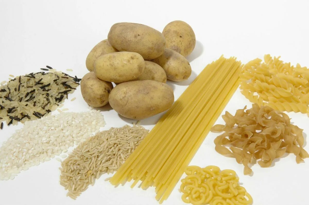 Rice potato. Крупы и макаронные изделия. Хлеб макароны крупы. Картошка рис макароны. Хлеб картофель и макароны.