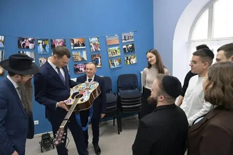 Таланты пока