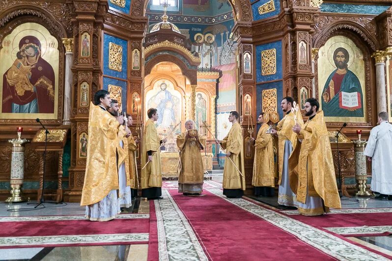 благовещение литургия. кохма богослужение сегодня 7апреля2021. служба в благовещенском храме. отец андрей благовещенский собор в тюмени. благовещенск кафедральный собор г воронеж.