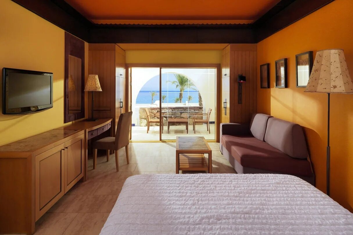 Superior room partial view
