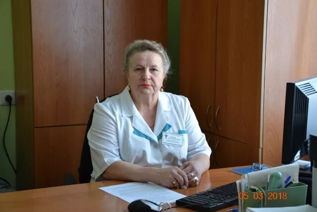 должностные и функциональные обязанности медицинского регистратора. перечень специалистов терапевтического отделения.