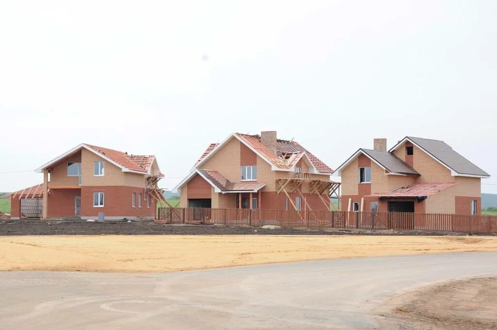 коттедж в оренбурге. дом в оренбурге. оренбург частный сектор. дом в оренбурге. коттеджный поселок заречье оренбург.