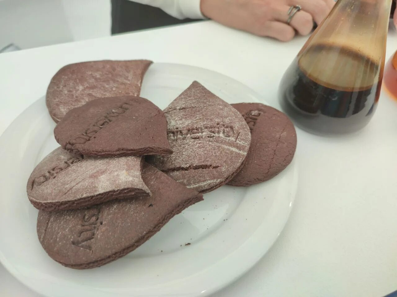Да из чего