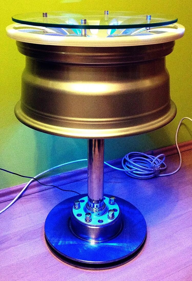 Печка из колесного диска т150. Изделия из дисков автомобиля. Своими руками из дисков машины. Мангал из колесных дисков. Столик из дисков авто.