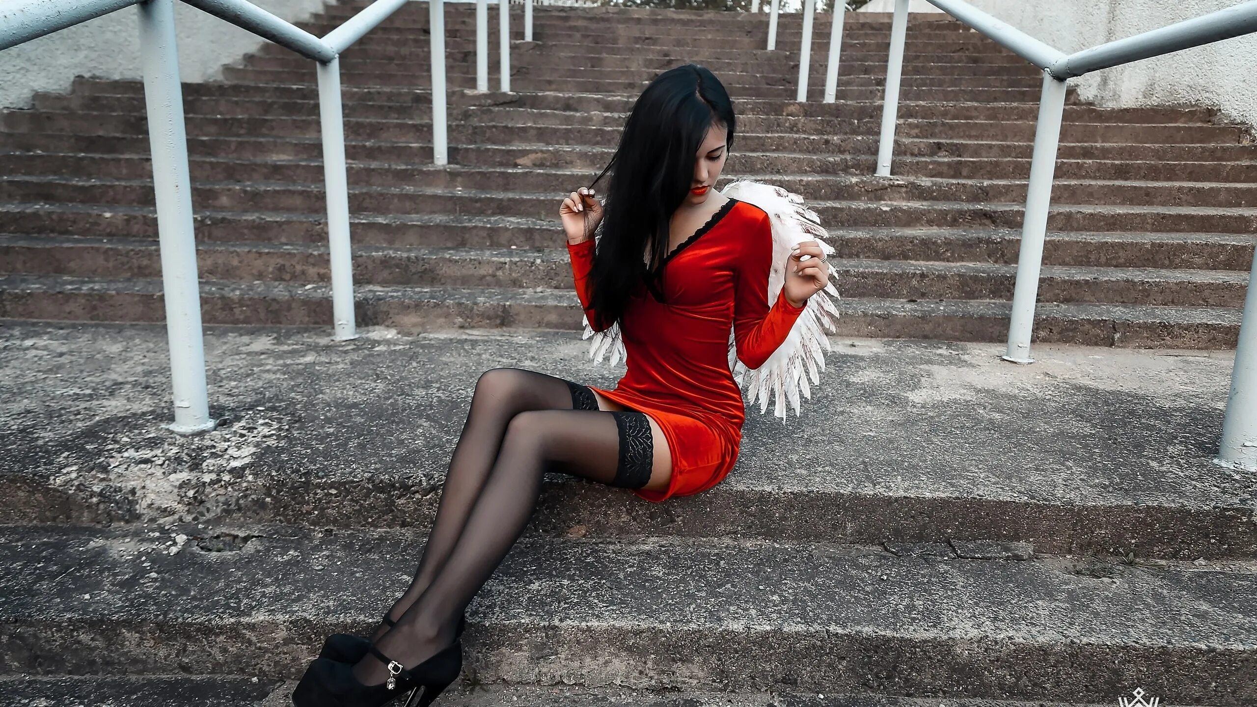 Девушки колготки высокие каблуки. Красивые девушки в чулках на каблуках. София каштанова. Девушки колготки высокие каблуки. Линжерин стокинг.