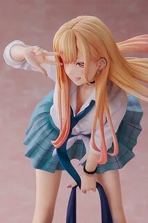 Bisque Doll Marin Kitagawa Figure Exuding Top Gyaru Charm.