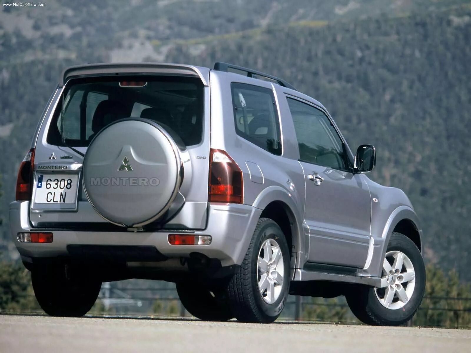 Мицубиси Паджеро 3. Mitsubishi Pajero III (1999-2006). Mitsubishi Pajero III 1999. Митсубиси Монтеро 3. Pajero 3 литра