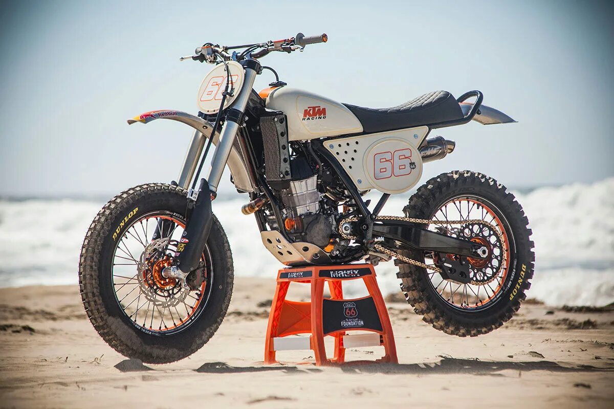 Мотор эндуро. Ктм эндуро кастом. ktm кастом. ктм кросс 250 рама. кастомный ктм кросс.