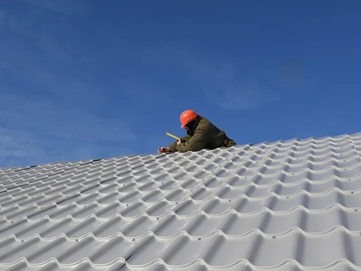 Труба через кровлю в беседке. Манжета для прохода трубы через кровлю ду100. Идти через крышу. Отъезд камеры через крышу. Световоды для освещения.