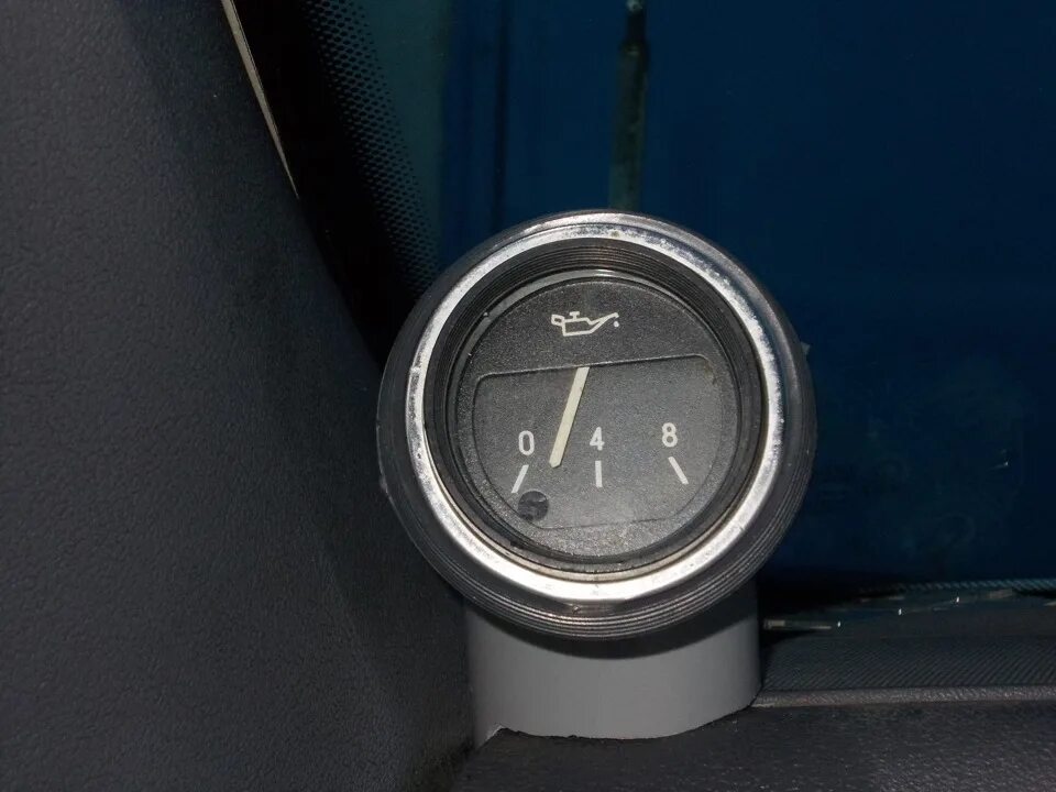 Датчик указателя давления масла победа м20. Вольтметр для панели приборов ваз 21213. Неисправный прибор указателя давления масла газ 3110. Индикация температуры леопард 600. Указатель давления масла на дискавери 3.