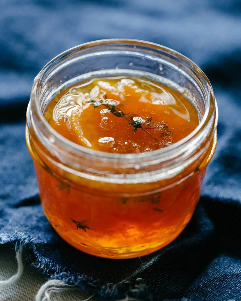 Варенье из морошки. Морошка варенье. Как варить варенье из морошки. Моченая морошка. Морошка варенье.