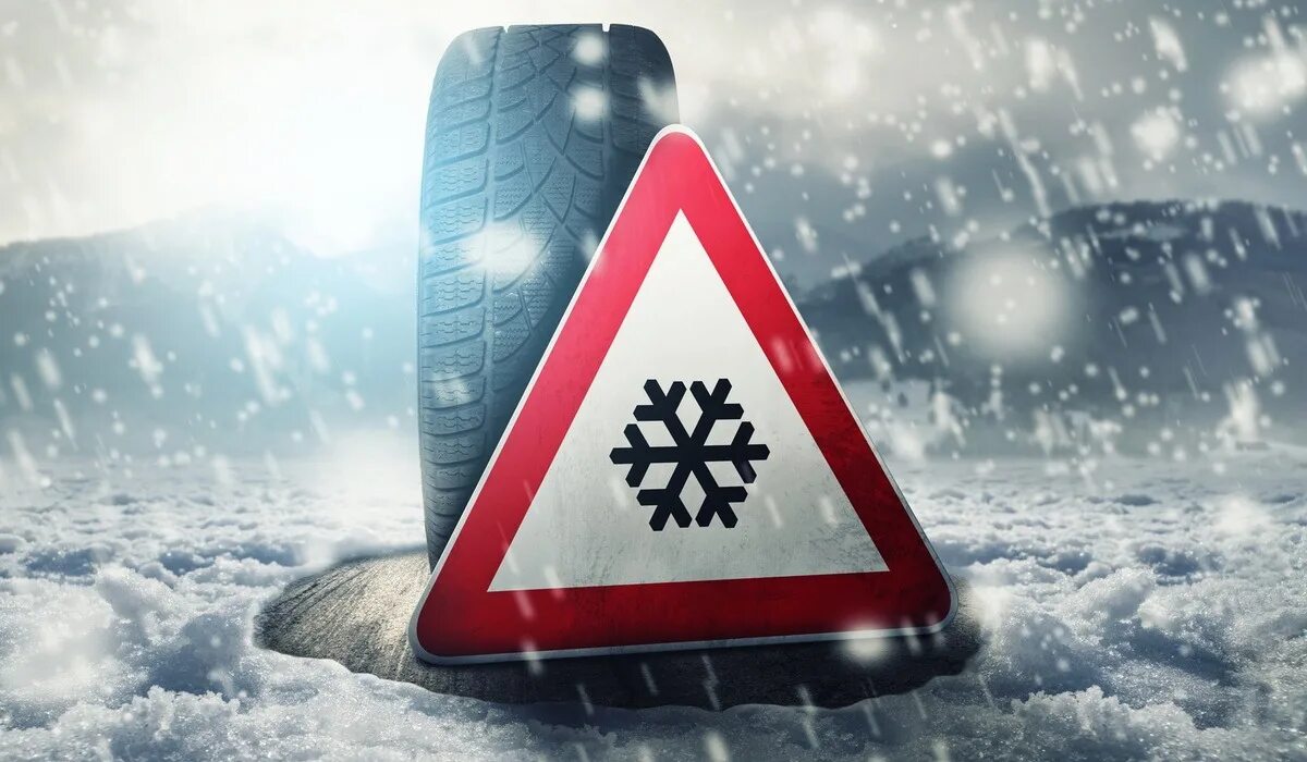 Гололед шины. Гололед шины. Лед на дороге. Гололед шины. Протектор зимней резины.