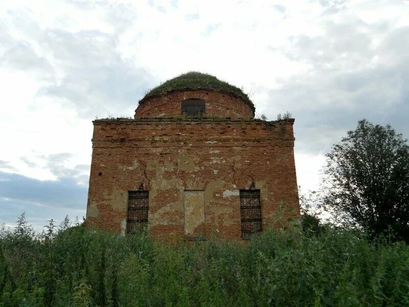 Погода в никольское орловской. Никольское Орловская область. Никольское Орловская область Свердловский. Успенская Церковь Никольское. Деревня Никольское Орловская область.