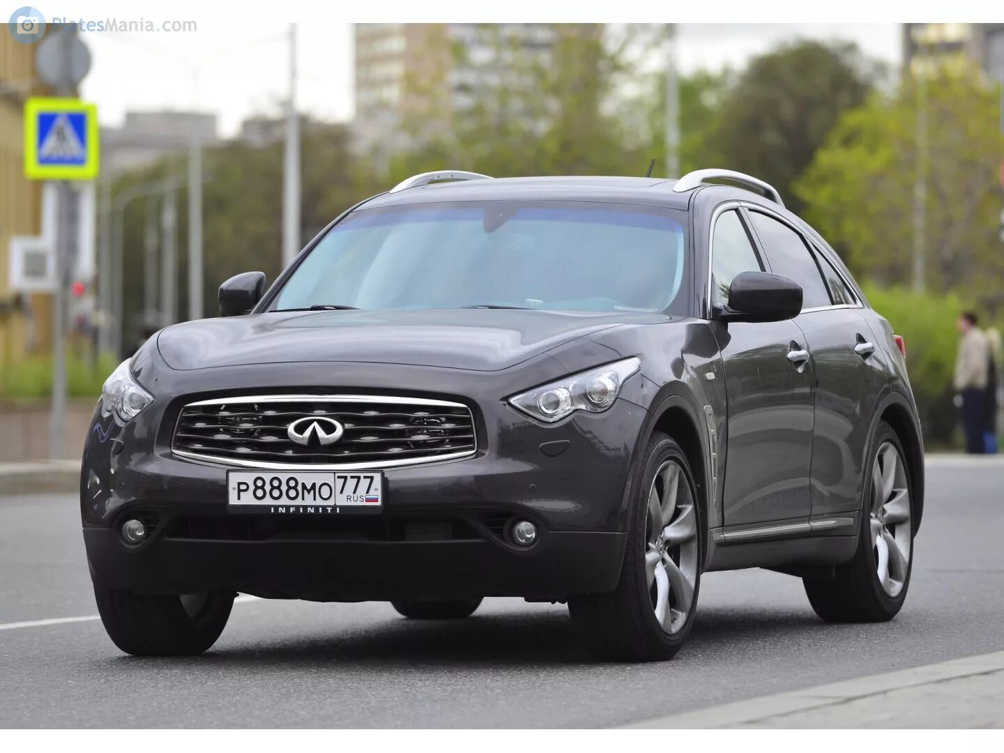 777 мо рф. Инфинити qx70 888. Infiniti qx70 777. Р326нр777 Инфинити. Инфинити, т666сн197.