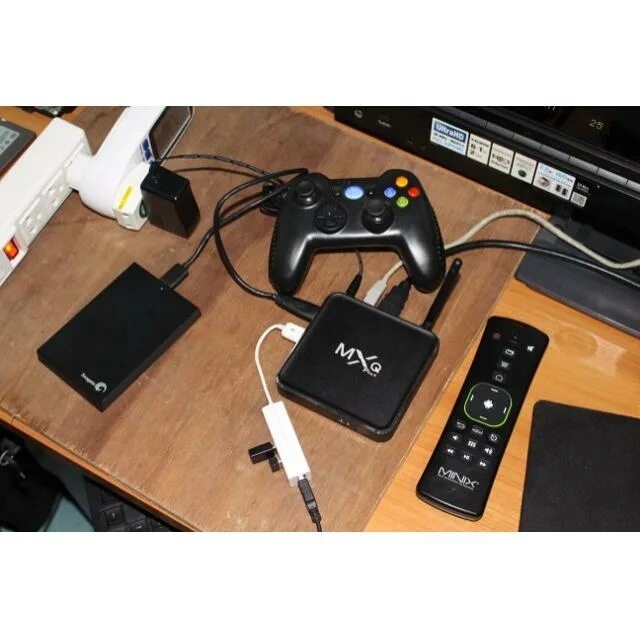 Игры на тв приставке андроид. TV Box h. 265 игровой пульт. Игровая приставка, консоль Gamepad c TV Box. Приставка m1. GAMEBOX Android TV приставка.