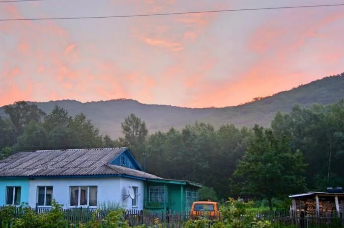 Погода село киевка. Беневское Приморский край Лазовский район. Приморский край Лазовский район поселок Киевка. Чистоводное Приморский край санаторий. Село Лазо Лазовский район Приморский край.