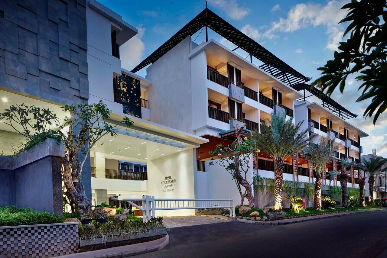 Courtyard by marriott bali. Courtyard marriott seminyak. Courtyard by marriott bali. Courtyard marriott seminyak. Courtyard marriott seminyak.
