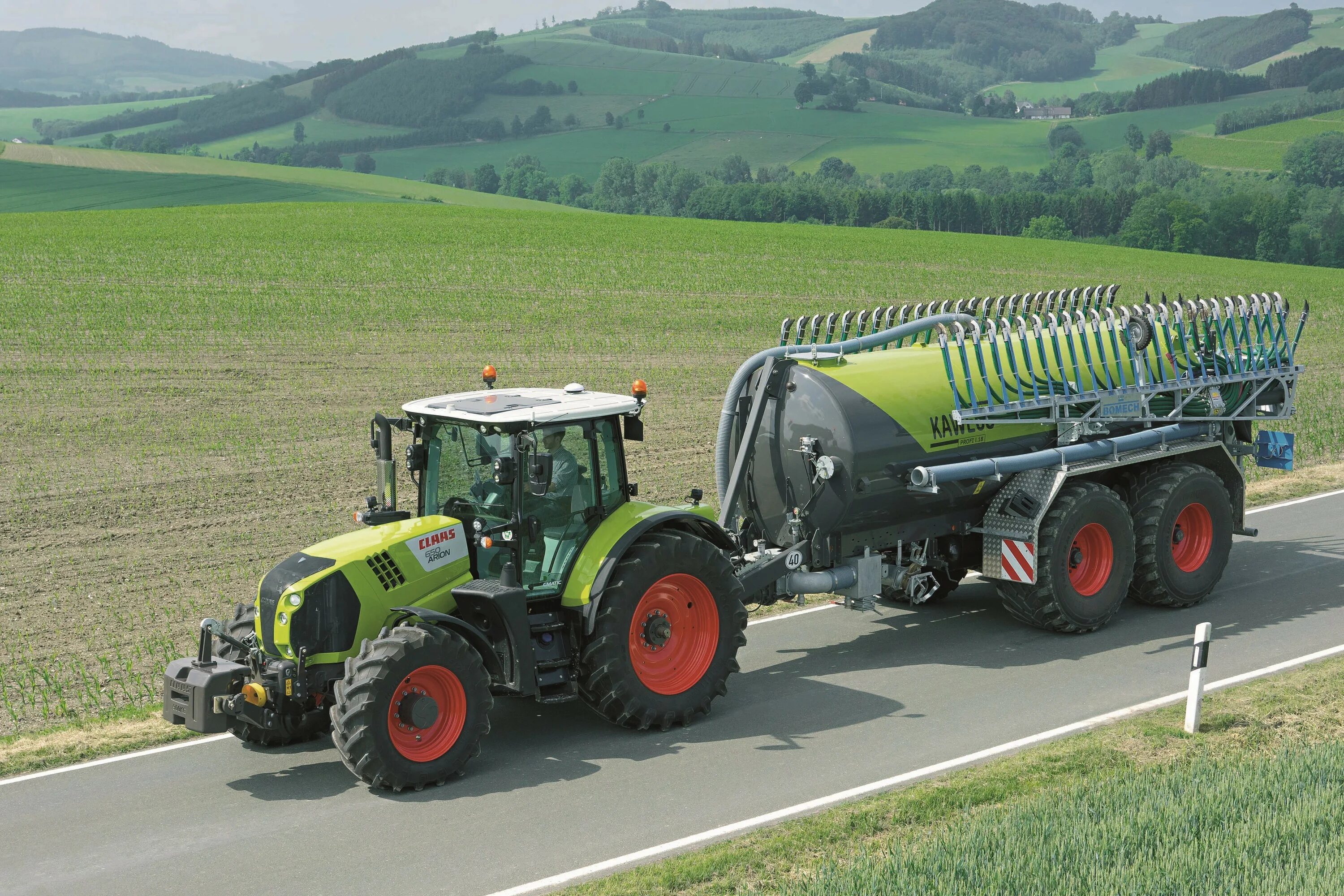 Трактор Джон Дир. Сельхозтехника CLAAS. John Deere и CLAAS. Сельско хозяйственная техника class.