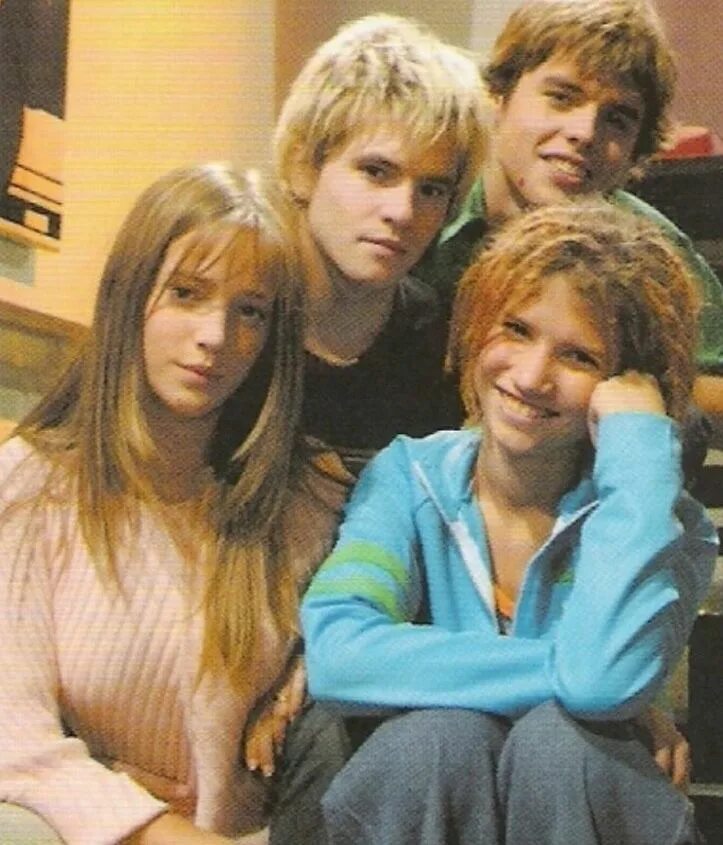 Нидавеллир мятежный дух. Группа erreway. мятежный дух группа. камила бордонаба.