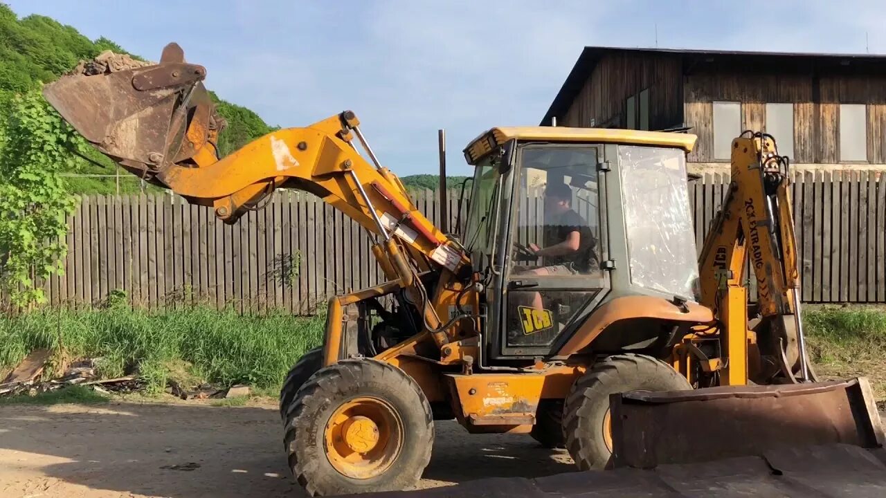 Трактора экскаватор погрузчик б у. Экскаватор-погрузчик JCB 2cx. Трактор JCB 2cx. Мини экскаватор погрузчик JCB 2cx. JCB 2 CX Master.