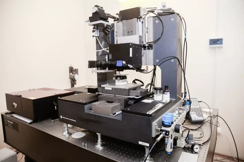 Optical computers