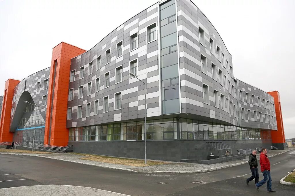 Медсанчасть увз нижний тагил. Медицинский центр увз на вагонке нижний тагил. Поликлиника уралвагонзавода нижний тагил. Проспект ленинградский 26 нижний тагил. Медцентр уралвагонзавод.