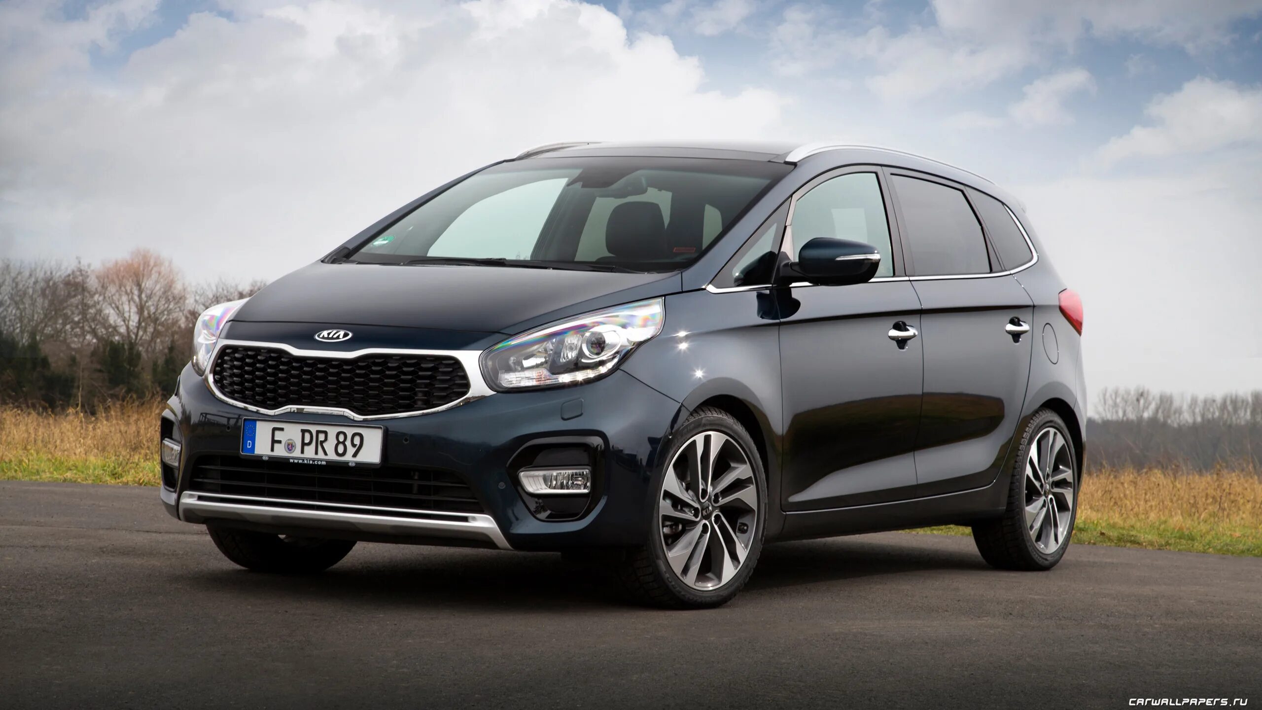 Kia carens купить. Kia Carens 2017. Kia Carens 2021. Кия Каренс 2020. Kia Carens 1.6.