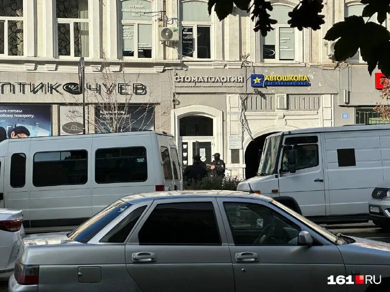 Большой ростов новости. Кафе в кинотеатре большой ростов-на-дону. Большой сад ростов-на-дону красноармейская 105. Тц большой ростов-на-дону кинотеатр. Большой ростов новости.