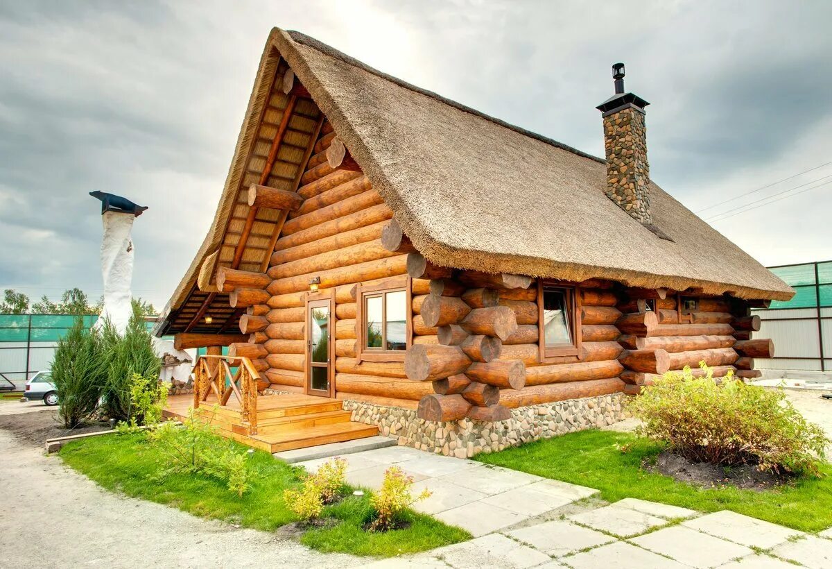 Красивые дома из бревна