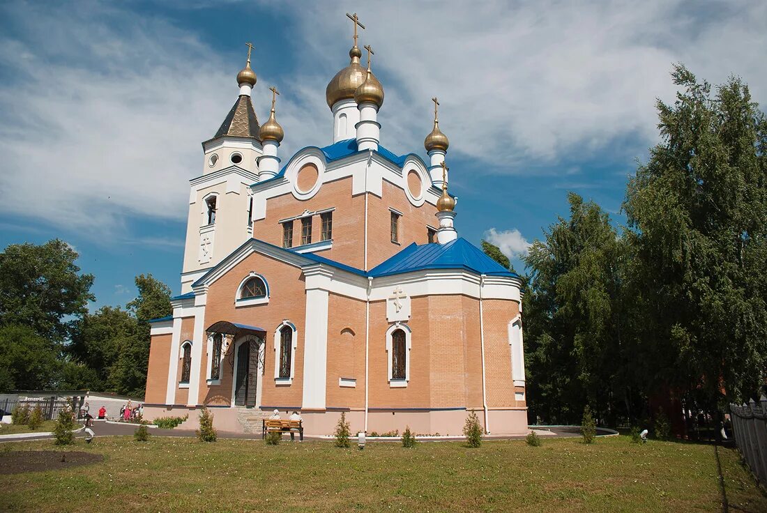 Храм Вознесения Господня Змиевка. Церковь Вознесения Господня Змиёвка. Змиёвка Орловская область. Змиёвка Свердловский район. Погода змиевка свердловского района на неделю