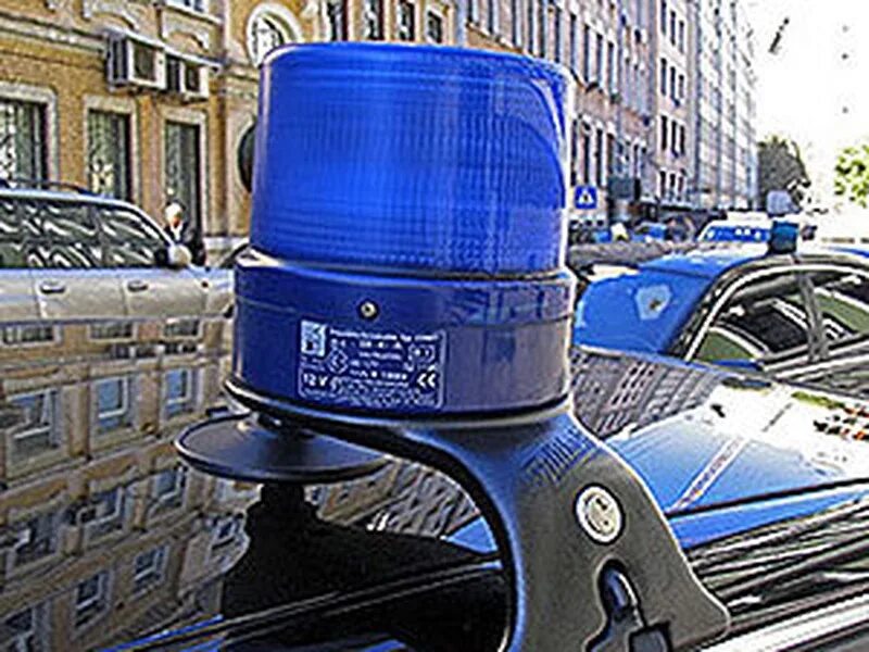 Спецсигналы категории. Как получить мигалку. Спец сигнал и проблесковые маячки пдд. Как получить мигалку. Мигалка на крышу автомобиля.