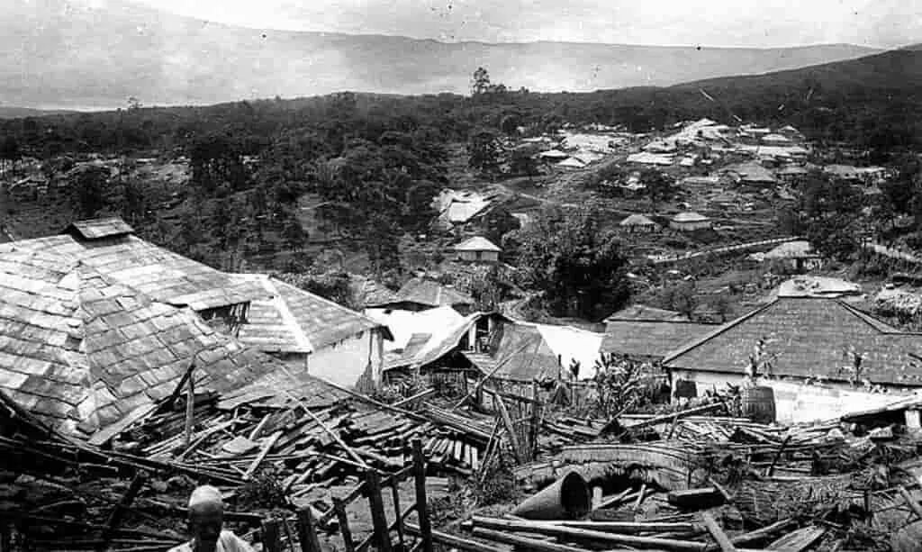 Ассамское землетрясение 1897. Землетрясение в Ассаме (Индия) 1897. Индия 1950 год землетрясение. Землетрясение в Ассаме 1950.