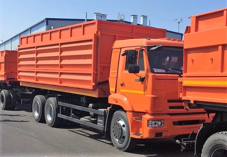 Сколько камазе зерновозе. Бортовой камаз 65117 (6x4) метан. Сколько камазе зерновозе. Маз 6303 зерновоз с прицепом. Сколько камазе зерновозе.