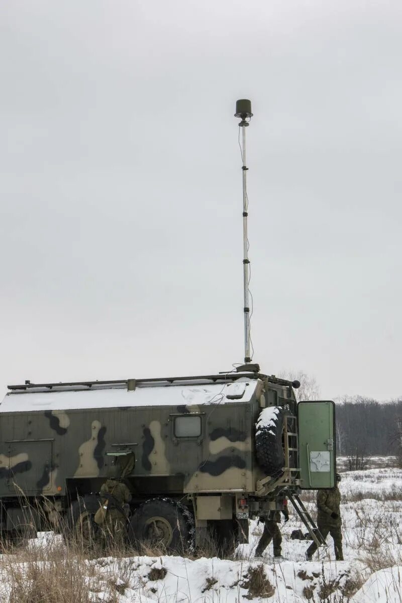 Леер-3 комплекс рэб. Рэб красуха-4. Станция помех рб-332б. Машина радиоэлектронной борьбы. Корабли каспийской флотилии.