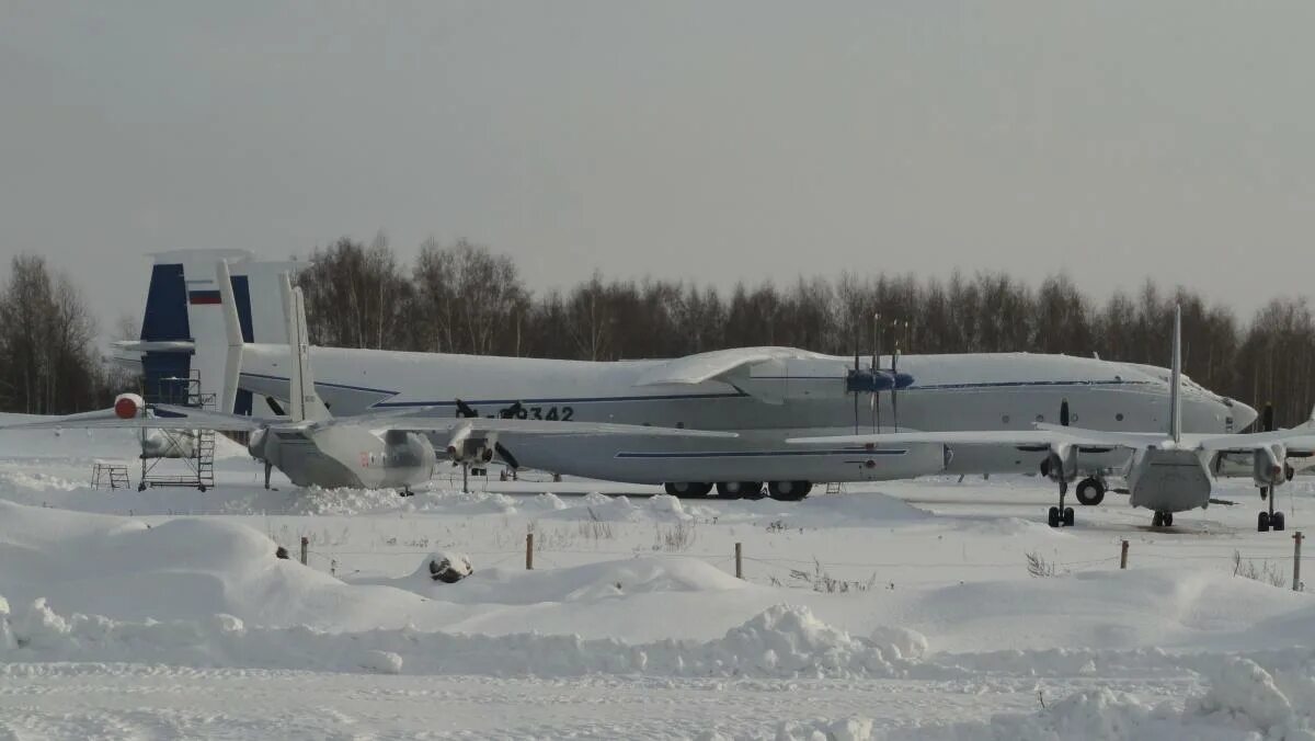 Аэродром Северный Иваново. Военный аэродром Северный Иваново. АН 22 аэродром Северный Иваново. Военный аэропорт в Иваново. Аэропорт северный иваново