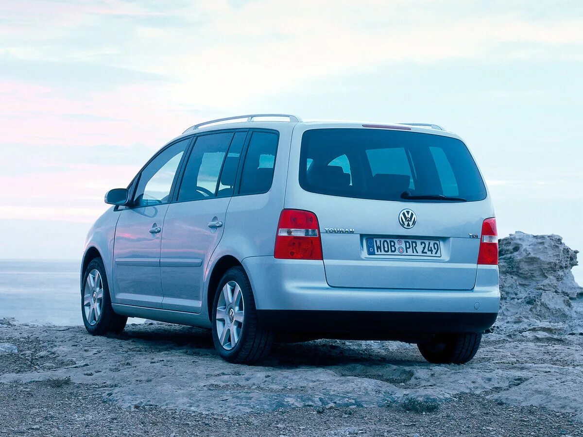 Фольксваген туран 2003. Фольксваген туран 2003. Volkswagen touran 2003 года. Фольксваген туран 2003. Фольксваген туран 2003.