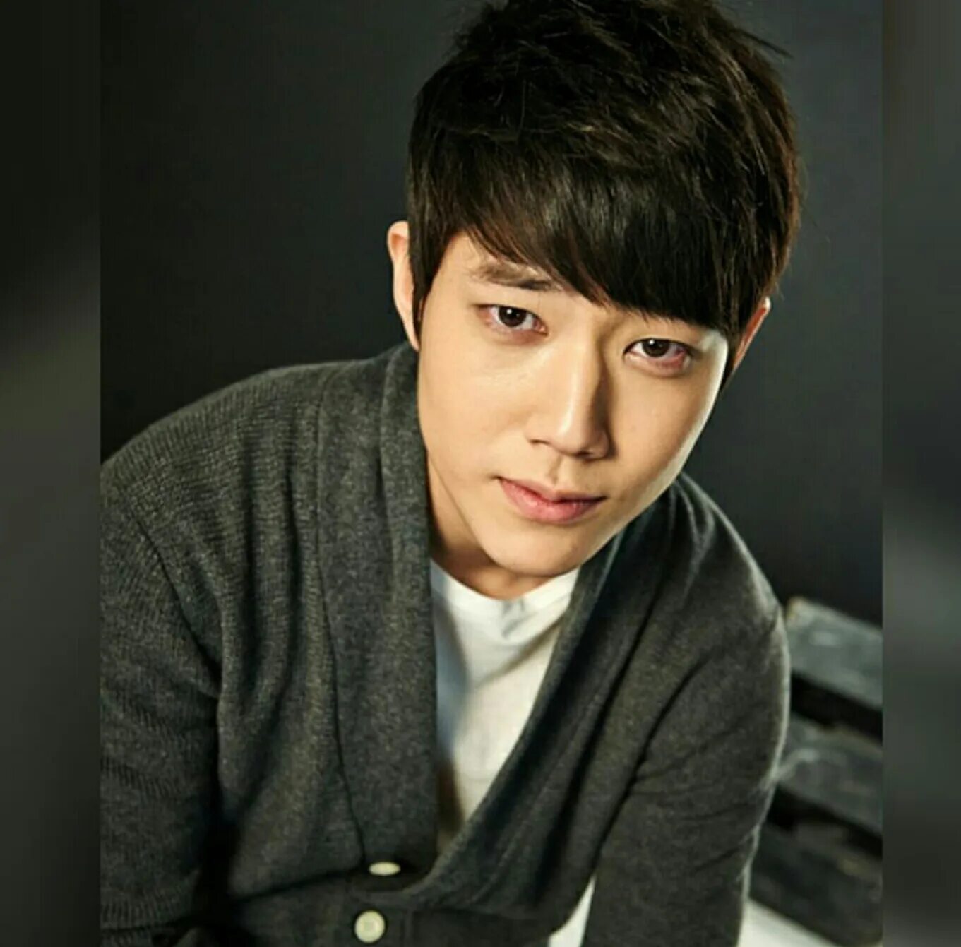 Ким хён гю актёр. Ли дон гю. Ли дон гю. Донг ха 2022 актер. Ли гю хан актер.