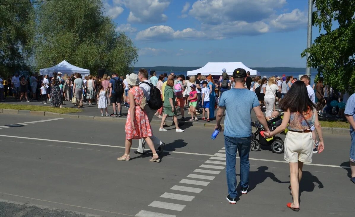 Жара в Карелии. Россияне фото. Жара в автомобиле. Новости Петрозаводска.