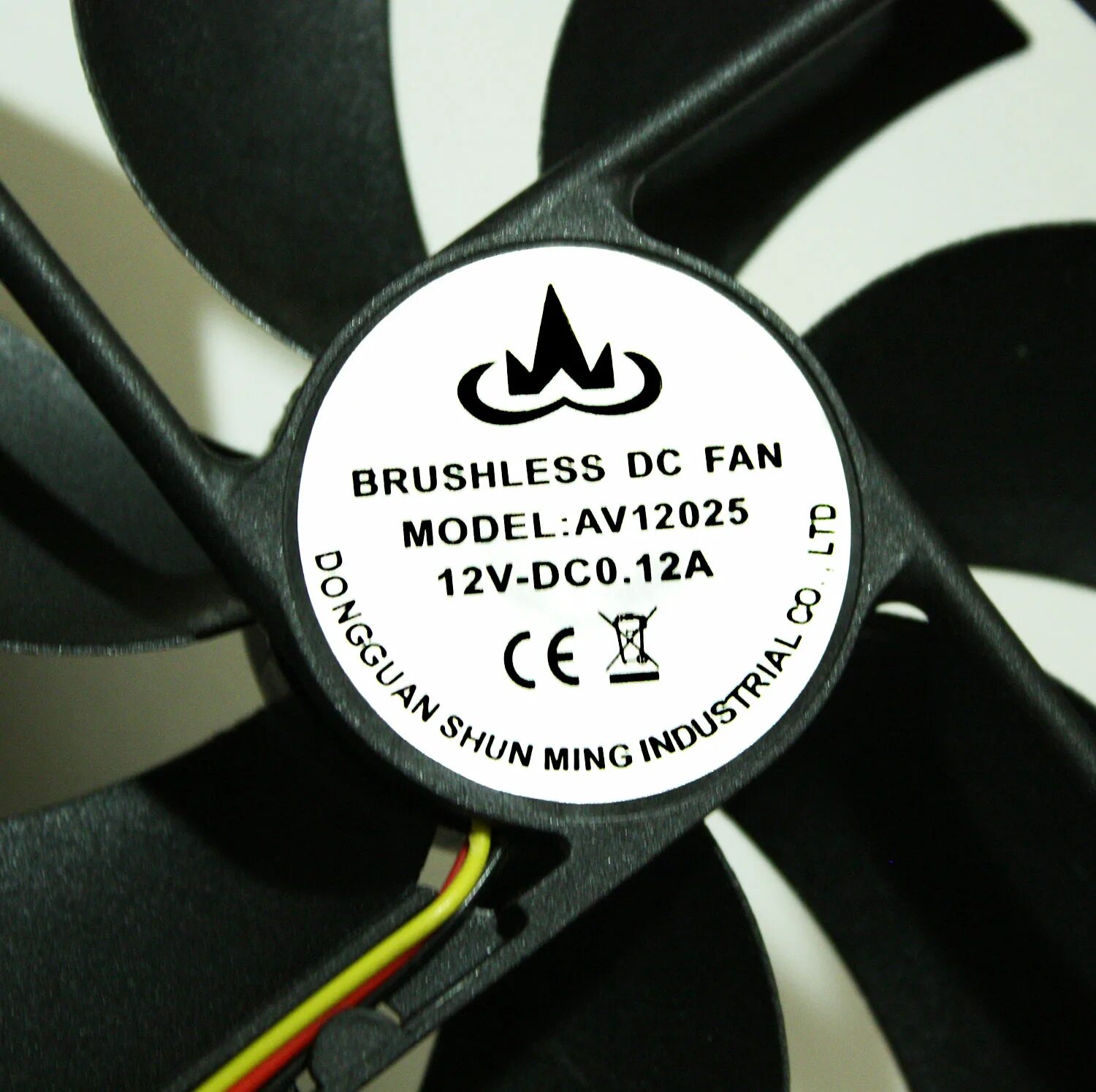 Brushless DC Fan av12025. AEROCOOL DC Brushless dc12v. Вентилятор Brushless DC Fan av12025 12v-DC 0.25 A. Вентилятор Brushless DC Fan 12v. Dc 0 12v