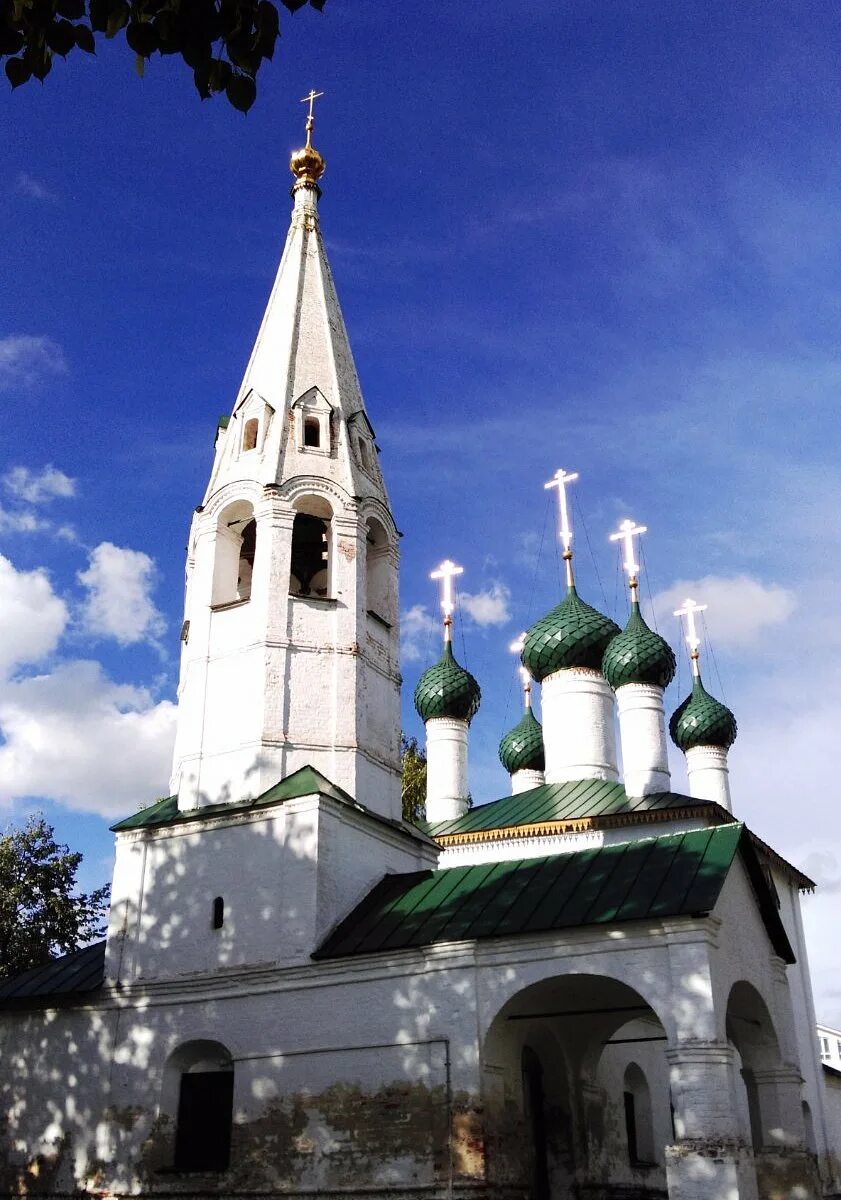 Церковь николы рубленого в ярославле. Ярославль церковь николая рубленого. Церковь николая чудотворца ярославль. Церковь николая чудотворца в рубленом городе ярославль. Храм николы рубленого в ярославле.
