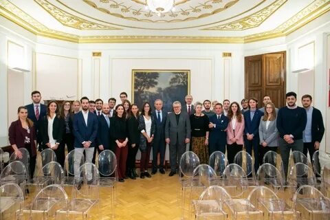 Сайт посольства италии