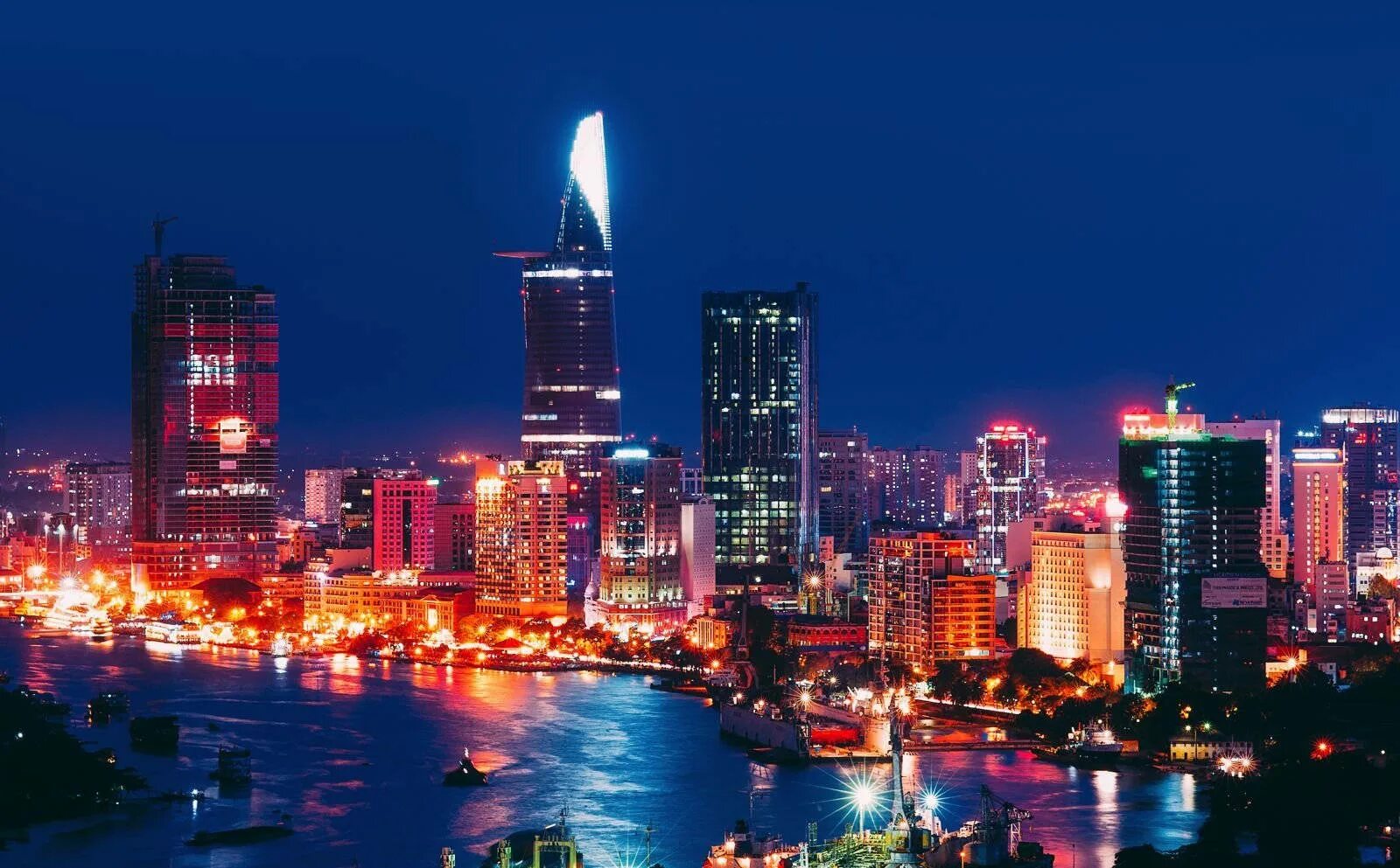 Pho chi minh. Вьетнам, сайгон, хошимин. сайгон хошимин. город сайгон во вьетнаме. ho chi minh city вьетнам.
