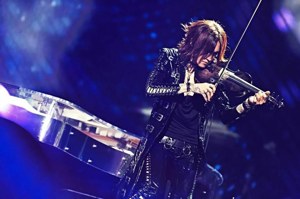 Сугизо / SUGIZO. SUGIZO В молодости. Сугизо и Йошики. Heath x Japan. Concert japan