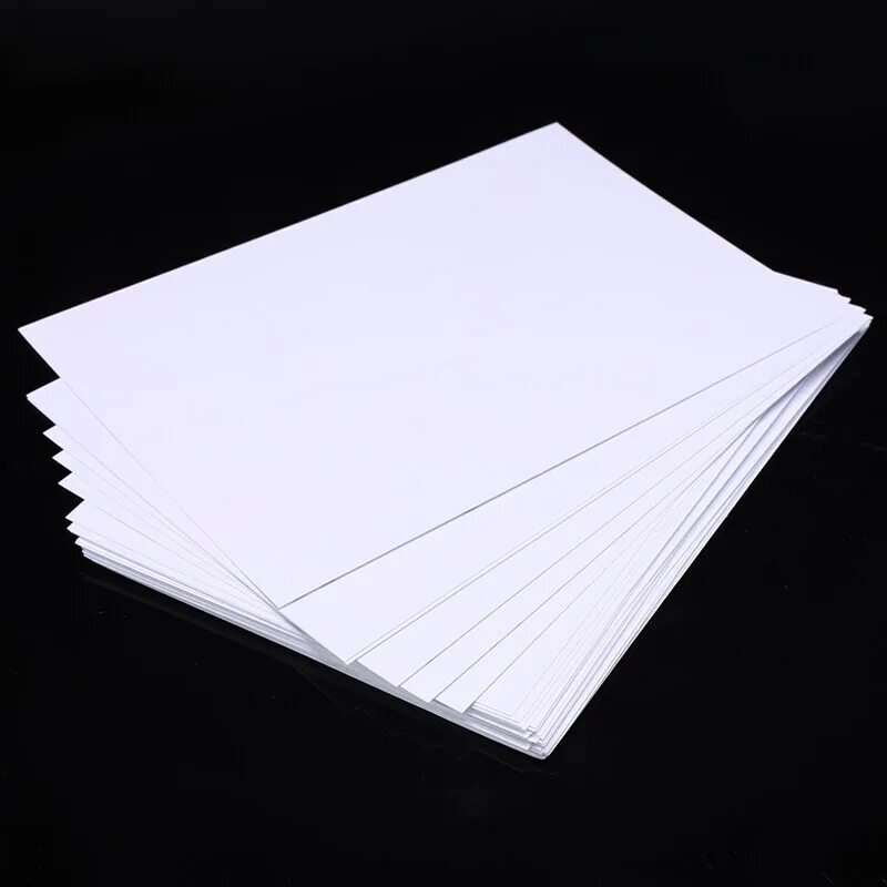 Декольная бумага. Листовая бумага. Стопка листов а4. Мелованный лист бумаги. Бумага.