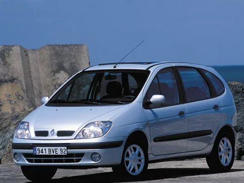 Renault Scenic 2.0 at, 1999. Рено Scenic 1.6 16v RXE, 2000. Рено Сценик 2000 года модели. Renault Megane Scenic 2000. Как называют 2000 год